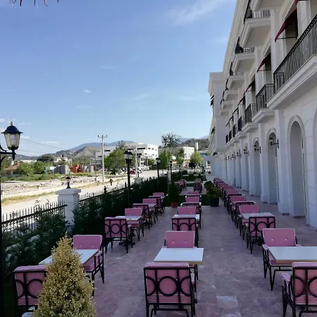 Anim Boutique 데니즐리