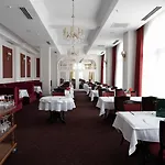 מלון Anim Boutique 5*