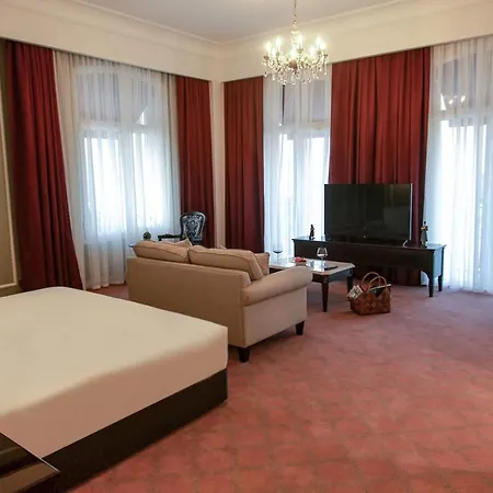 Anim Boutique 5*