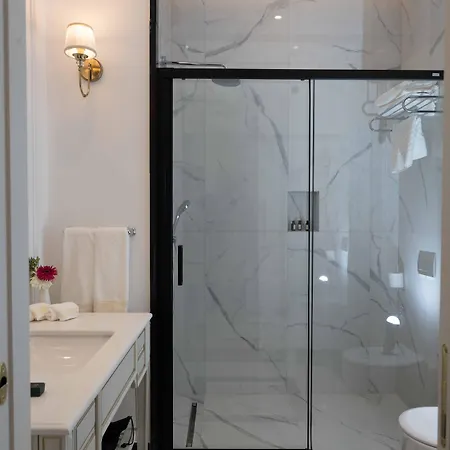 فندق Anim Boutique 5*